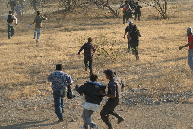 illegal immigrants escaping to the united illegal immigrants escaping to the united